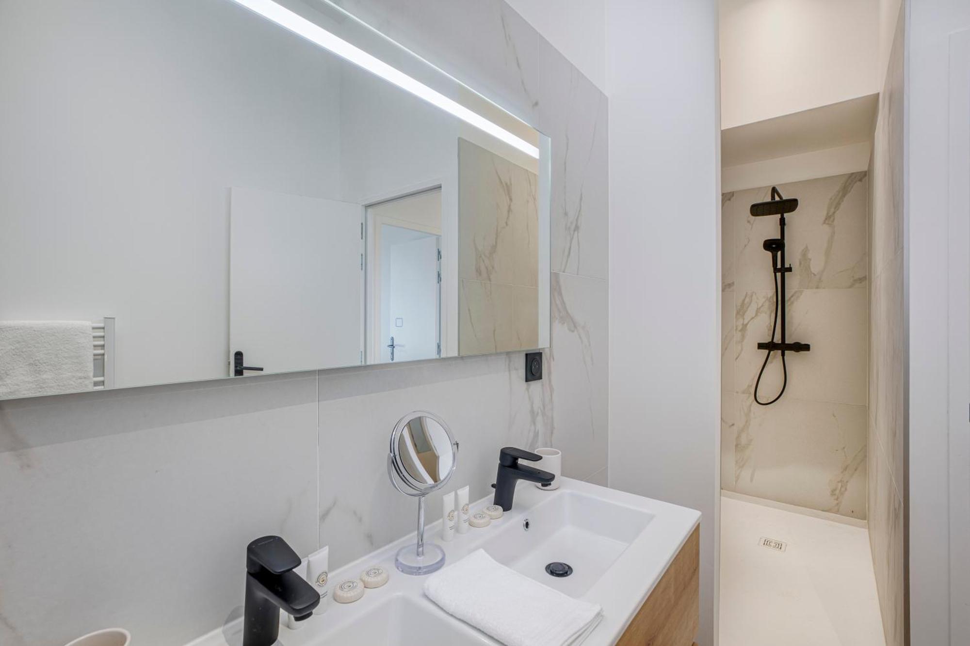 1 - Grand Appartement Spacieux Dans Un Chateau Du 17Eme Siecle, A 15Min De Lyon Vourles المظهر الخارجي الصورة