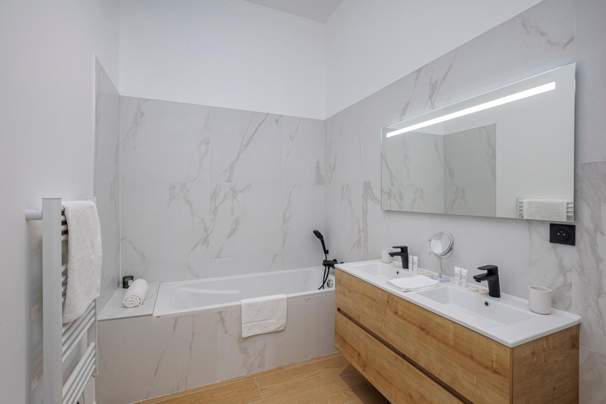 1 - Grand Appartement Spacieux Dans Un Chateau Du 17Eme Siecle, A 15Min De Lyon Vourles المظهر الخارجي الصورة