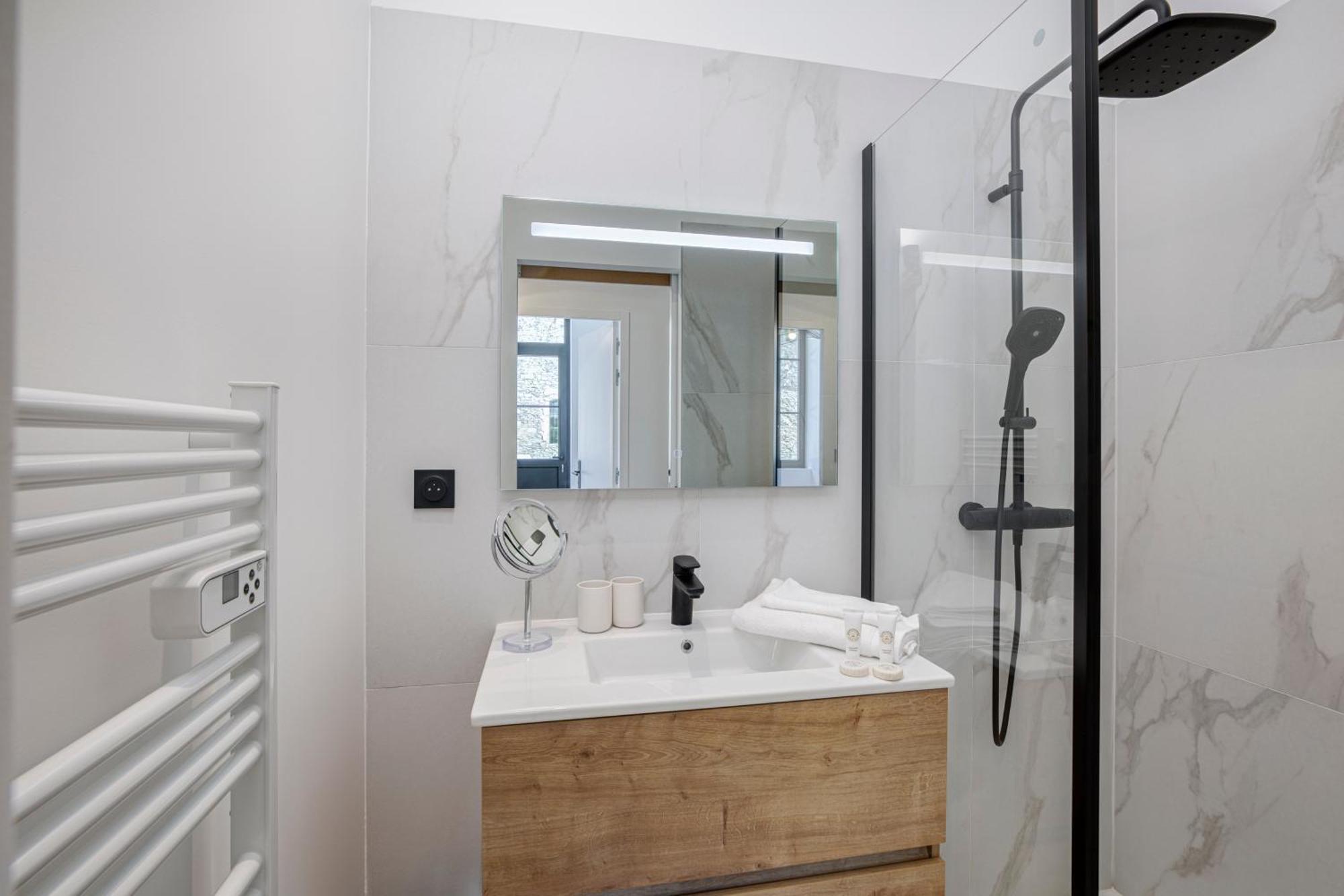 1 - Grand Appartement Spacieux Dans Un Chateau Du 17Eme Siecle, A 15Min De Lyon Vourles المظهر الخارجي الصورة